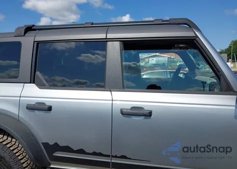 2023 Ford Bronco Big Bend/Black Diamond/Outer Banks/Badlands/Wildtrak/Everglades z USA, uszkodzony, nr VIN 1FMEE5DP4PLB14227